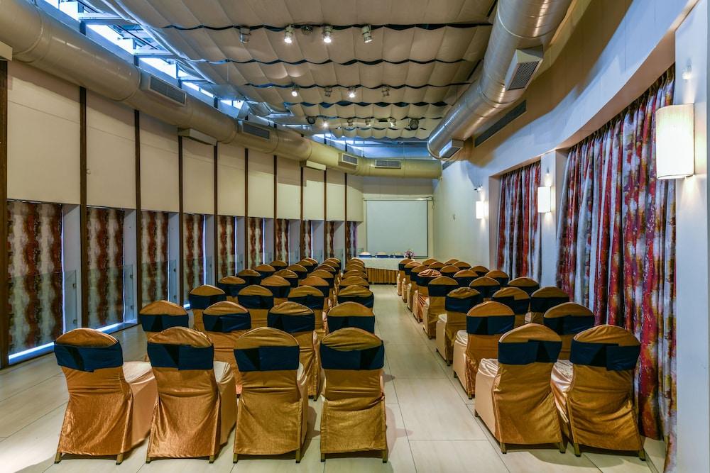 The Regale By Tunga Hotel Mumbai  Buitenkant foto